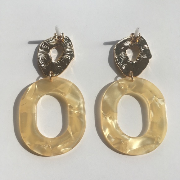 H&M Marble Statement Earrings 💫💫 - Picture 3 of 5